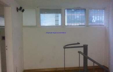 Imagem 9: Loja 30m², 01 banheiro. Condomínio com segurança 24hrs. Excelente localização entre as