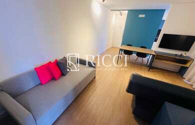 Imagem: O apartamento possui 1 Dormitório, 1 Suíte, 2 Banheiros, 1