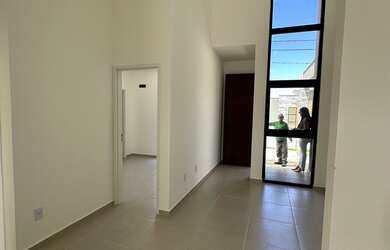 Imagem: A casa em condomínio possui 3 Dormitórios, 1 Suíte, 2 Banheiros