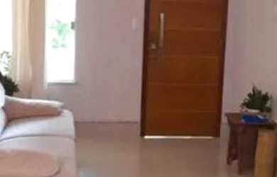 Imagem: A casa em condomínio possui 3 Dormitórios, 1 Suíte, 1 Banheiro