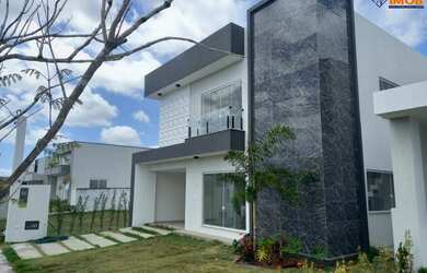 Imagem: A casa em condomínio possui 4 Dormitórios, 4 Suítes, 5 Banheiros