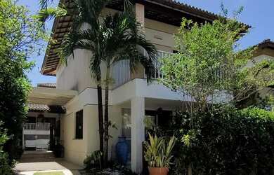 Imagem: A casa em condomínio possui 3 Dormitórios, 1 Suíte, 3 Banheiros