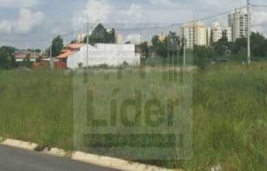 Imagem: O terreno possui 175m² de Área Privada e está localizado