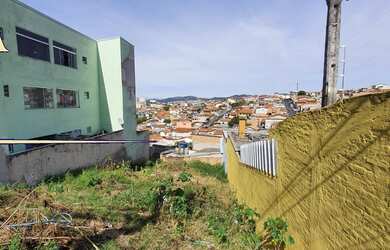 Imagem 2: TERRENO RESIDENCIAL em BRAGANÇA PAULISTA - SP, VILA BATISTA
