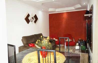 Imagem: A kitnet possui 2 Dormitórios, 1 Banheiro, 1 Vaga na garagem