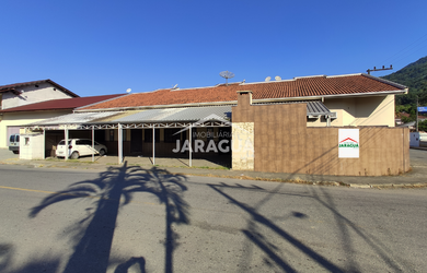 Imagem: A kitnet possui 1 Dormitório, 1 Banheiro, 1 Vaga na garagem