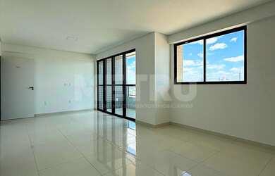 Imagem: O apartamento possui 2 Dormitórios, 1 Suíte, 2 Banheiros