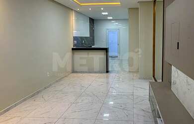 Imagem: O apartamento possui 2 Dormitórios, 1 Suíte, 2 Banheiros