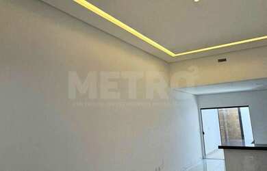 Imagem: A casa possui 3 Dormitórios, 3 Suítes, 3 Banheiros, 137m²