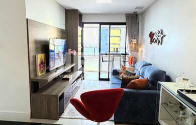 Imagem: Apartamento mobiliado à venda, Petrus Residence, varanda, 3