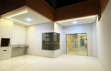 Imagem: A casa possui 2 Dormitórios, 1 Suíte, 2 Banheiros, 115m²