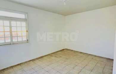 Imagem 3: Ponto comercial à venda no Centro de Petrolina, 4 Salas privativas, 220m