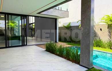 Imagem 2: Casa à venda no Cond. Alphaville, 4 suítes, gourmet, piscina, Petrolina-PE