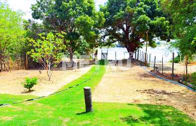 Imagem: A casa possui 2 Dormitórios, 1 Banheiro, 2.160m² de Área