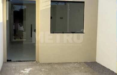 Imagem: A casa possui 2 Dormitórios, 2 Banheiros, 63m² de Área Privada