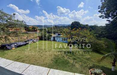 Imagem: O terreno possui 945m² de Área e está localizado em Altos