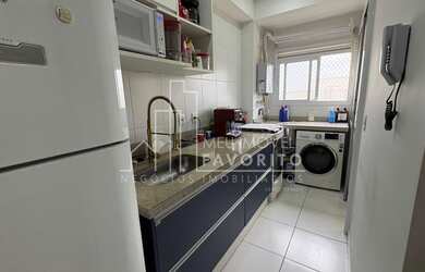 Imagem: O apartamento possui 2 Dormitórios, 1 Suíte, 2 Banheiros