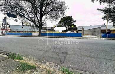 Imagem: O terreno possui 1 Banheiro, 1.104m² de Área e está localizado