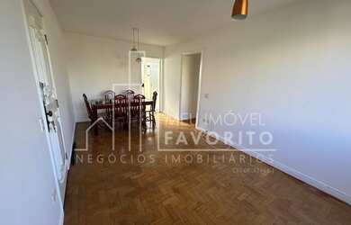 Imagem: O apartamento possui 2 Dormitórios, 1 Suíte, 1 Banheiro, 2