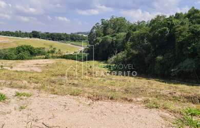 Imagem: O terreno à venda possui e está localizado em Caxambu, Jundiaí