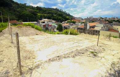 Imagem: O terreno possui 250m² de Área e está localizado em Jardim