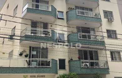 Imagem: O apartamento possui 2 Dormitórios, 1 Suíte, 2 Banheiros