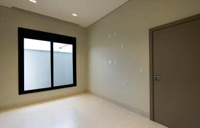 Imagem 10: Casa neoclássica no Belvedere II com 3 suítes, automação e piscina...