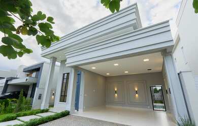 Imagem 12: Casa neoclássica no Belvedere II com 3 suítes, automação e piscina...