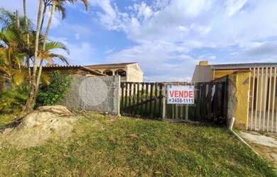 Imagem: O terreno possui 480m² de Área e está localizado em Praia