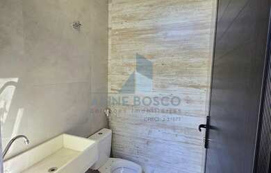 Imagem: A casa em condomínio possui 2 Dormitórios, 1 Suíte, 2 Banheiros