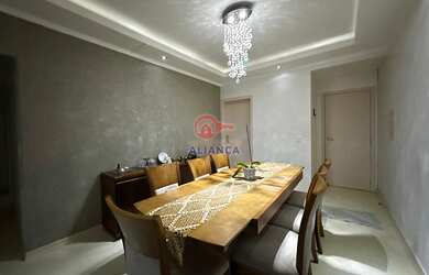 Imagem: O apartamento possui 2 Dormitórios, 1 Suíte, 1 Banheiro, 2