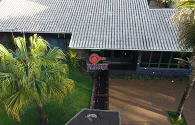 Imagem: A sala comercial possui 243m² de Área Privada e está localizado