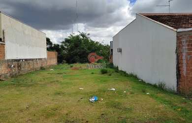 Imagem: O terreno possui 342m² de Área e está localizado em Jardim