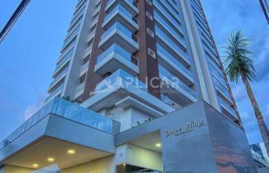 Imagem: O apartamento possui 2 Dormitórios, 1 Suíte, 1 Banheiro, 1