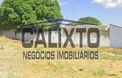 Imagem: O terreno possui 900m² de Área e está localizado em Jardim