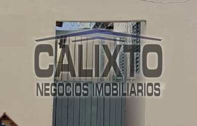 Imagem: A casa possui 2 Dormitórios, 1 Banheiro, 184m² de Área Privada