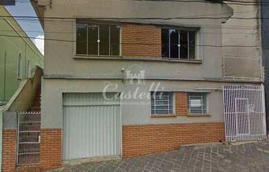 Imagem: A casa possui 4 Dormitórios, 1 Banheiro, 1 Vaga na garagem