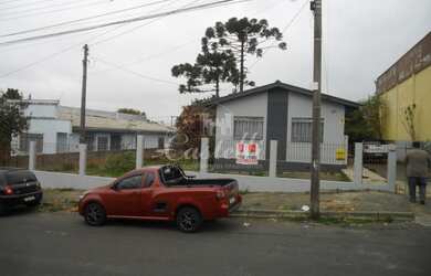 Imagem: A casa possui 2 Dormitórios, 1 Banheiro, 59m² de Área Privada
