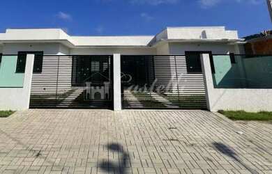 Imagem: A casa possui 3 Dormitórios, 1 Suíte, 1 Banheiro, 1 Vaga na