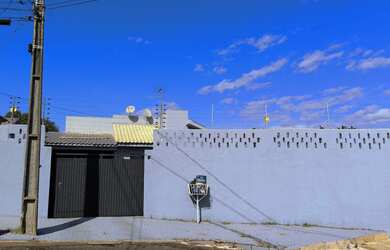 Imagem 11: Casa espaçosa à venda no Jardim Petrópolis, em Foz do Iguaçu PR