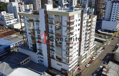 Imagem: O apartamento possui 3 Dormitórios, 3 Suítes, 268m² de Área