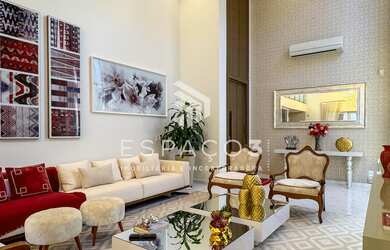 Imagem 6: Casa alto padrão a venda localizada no centro em Medianeira PR