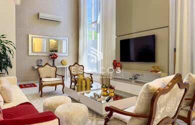 Imagem 5: Casa alto padrão a venda localizada no centro em Medianeira PR