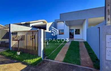 Imagem: A casa possui 2 Dormitórios, 1 Banheiro, 64m² de Área Privada