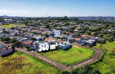 Imagem: O terreno possui 240m² de Área e está localizado em Medianeira