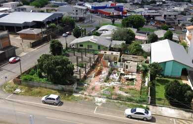 Imagem: O terreno possui 1158m² de Área e está localizado em Bonsucesso