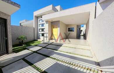 Imagem: A casa possui 2 Dormitórios, 1 Suíte, 2 Banheiros, 1 Vaga