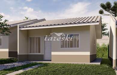 Imagem: A casa possui 2 Dormitórios, 1 Banheiro, 2 Vagas na garagem