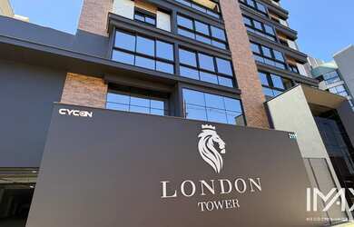 Imagem: O apartamento possui 2 Dormitórios, 2 Suítes, 1 Vaga na garagem