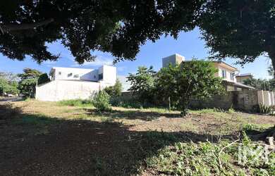 Imagem: O terreno possui 344m² de Área e está localizado em Jardim